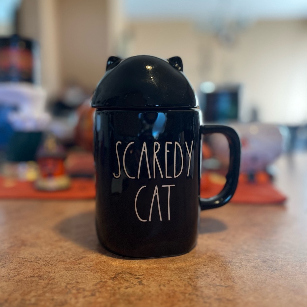 Rae Dunn Scaredy Cat Black Mug Brand New Halloween